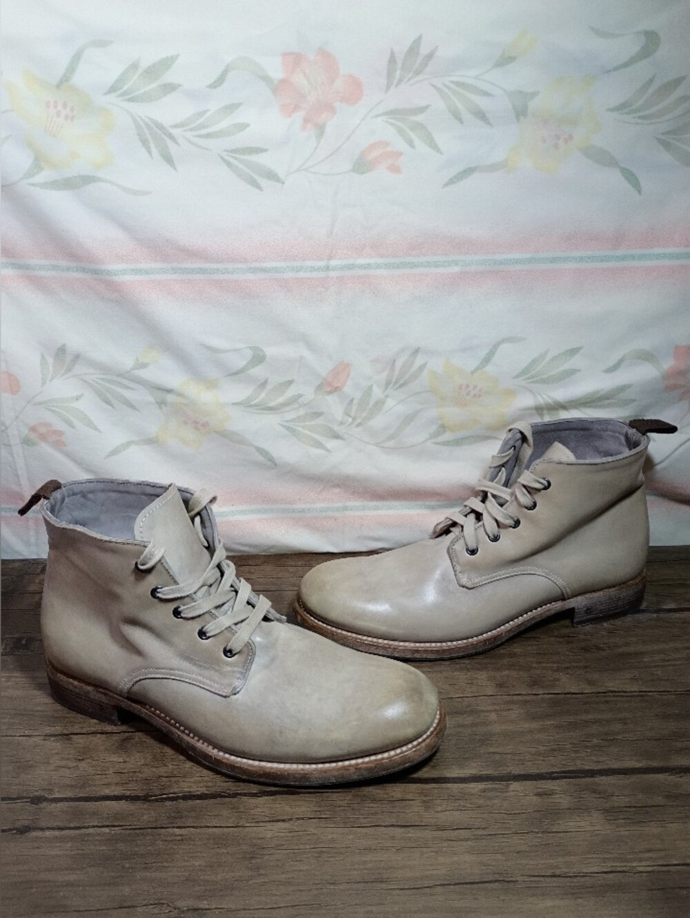John Varvatos Collection Rivington Eyelet Lace Beige Boot Men's Size 9.5